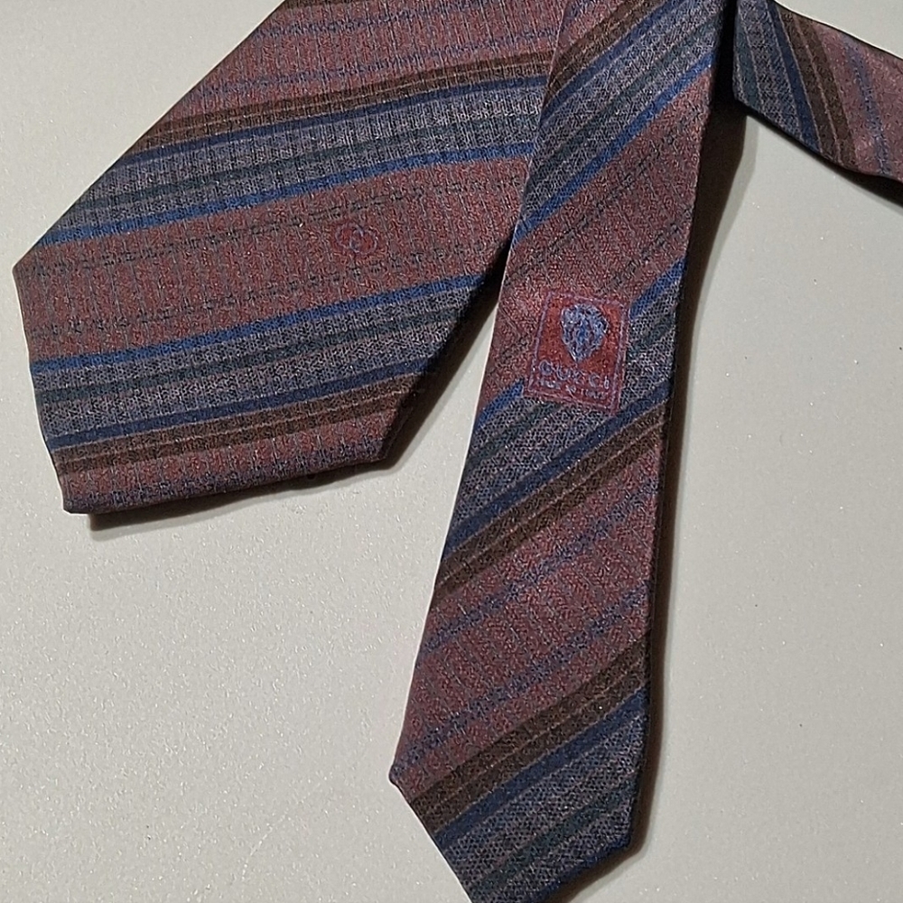 Gucci Vintage Silk Tie - Picture 2 of 8